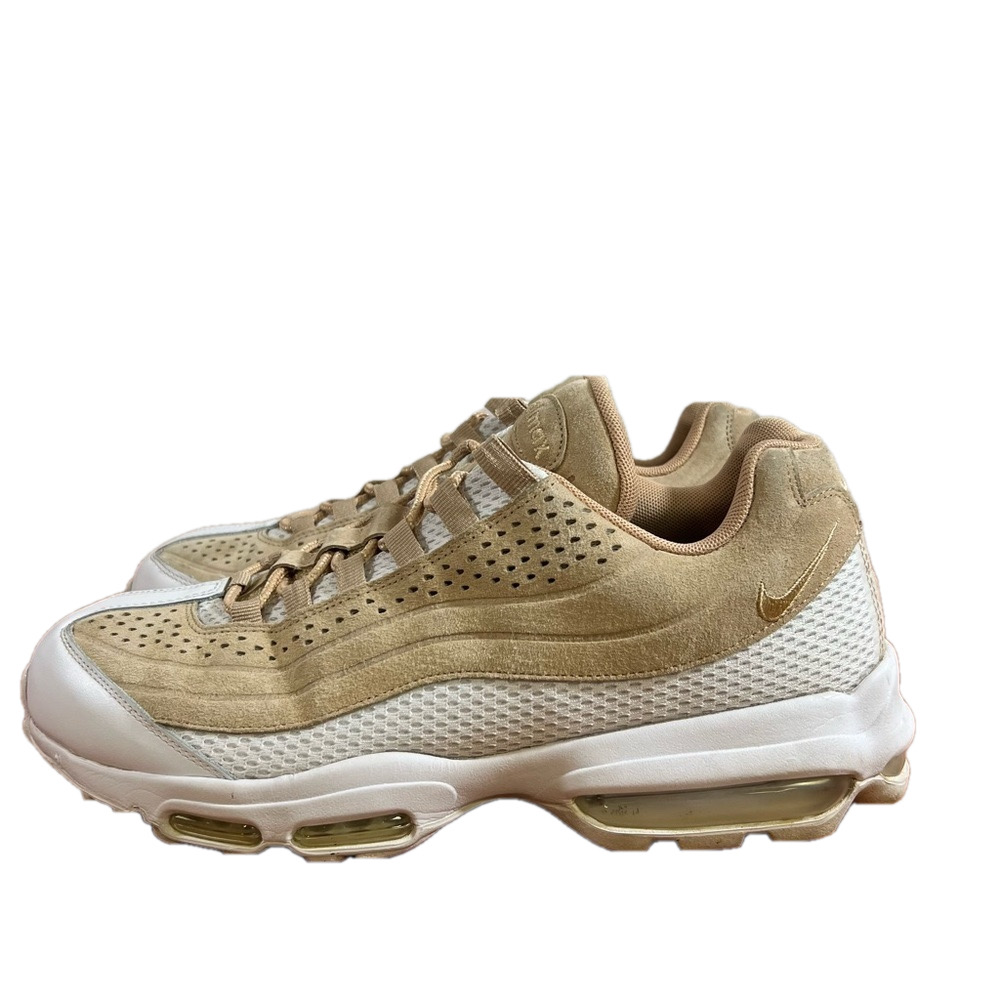 Nike Air Max 95 Men's Athletic Shoes in Tan and White